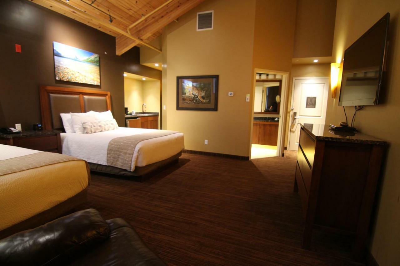 Hotel C'mon